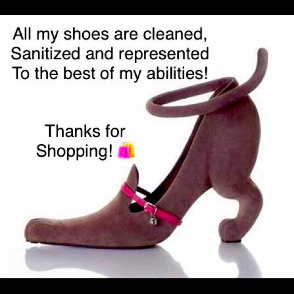 My personal collection of gently worn shoes. 🥰